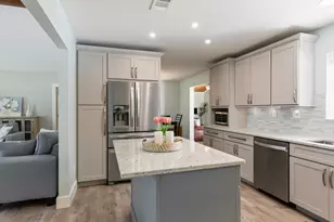 709 Main St, Destin, FL 32541 - Photo 28