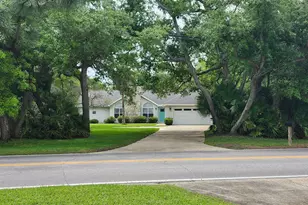 709 Main St, Destin, FL 32541 - Photo 2