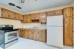 2100 W Norwood Dr, Panama City, FL 32405 - Photo 6