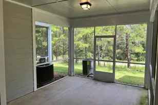 318 N Sand Palm Rd, Freeport, FL 32439 - Photo 12