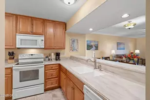 520 N Richard Jackson Blvd, Panama City Beach, FL 32407 - Photo 16