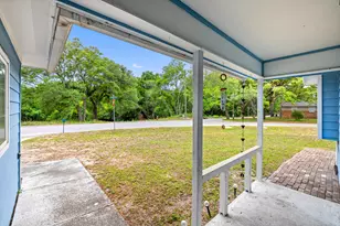 213 Cadillac Ave, Niceville, FL 32578 - Photo 60