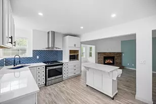 213 Cadillac Ave, Niceville, FL 32578 - Photo 8