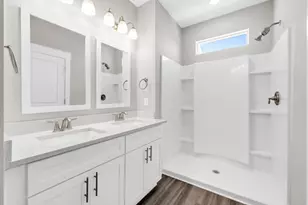 350 Date Palm Ln, Freeport, FL 32439 - Photo 22