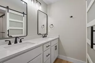 2435 Rocky Shores Dr, Niceville, FL 32578 - Photo 26