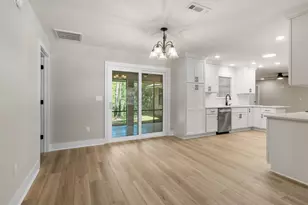 2435 Rocky Shores Dr, Niceville, FL 32578 - Photo 12