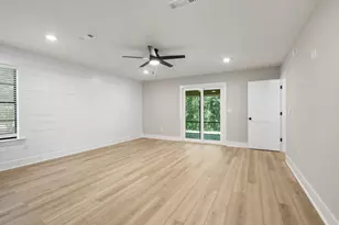 2435 Rocky Shores Dr, Niceville, FL 32578 - Photo 24