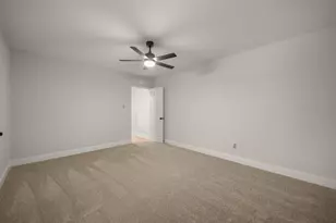 127 S 22nd St, Defuniak Springs, FL 32435 - Photo 14