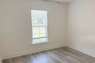 5908 Luckenbach Ln, Crestview, FL 32539 - Photo 20