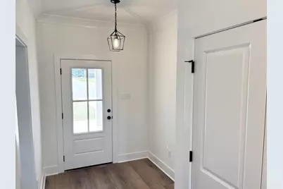 5906 Luckenbach Lane, Crestview, FL 32539 - Photo 2