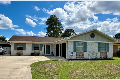 129 Perdido Circle, Niceville, FL 32578 - Photo 1
