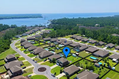 3557 Turquoise Drive, Navarre, FL 32566 - Photo 2