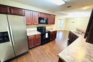 594 Hunters Ridge Rd, Defuniak Springs, FL 32433 - Photo 6