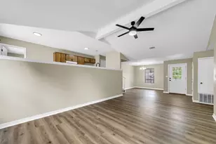 5998 Creekside Cir, Crestview, FL 32536 - Photo 8