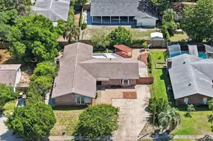 628 Mountain Dr, Destin, FL 32541 - Photo 2