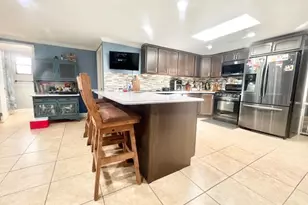 702 29th St, Niceville, FL 32578 - Photo 12