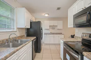 834 McDonald St, Crestview, FL 32536 - Photo 10