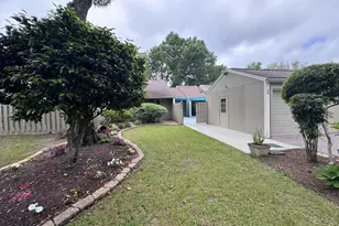 900 Bay Dr, Niceville, FL 32578 - Photo 2