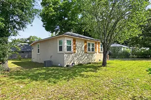 722 Powell Dr, Niceville, FL 32578 - Photo 4