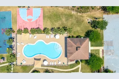 69 E Club House Drive, Freeport, FL 32439 - Photo 10