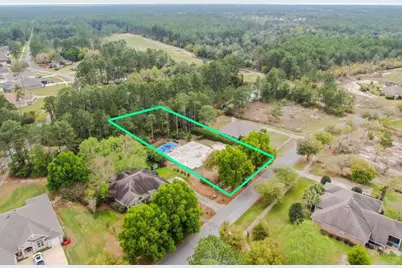 69 E Club House Drive, Freeport, FL 32439 - Photo 2