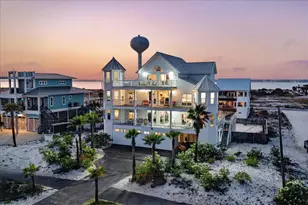 8118 Gulf Blvd, Navarre, FL 32566 - Photo 4