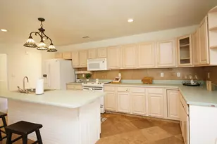 23 Ruby Cir, Mary Esther, FL 32569 - Photo 10