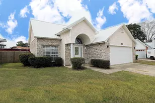 23 Ruby Cir, Mary Esther, FL 32569 - Photo 1