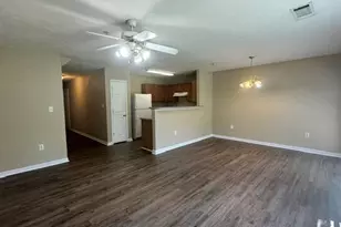 199 Swaying Pine Ct, Crestview, FL 32539 - Photo 4