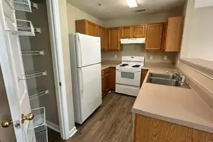 199 Swaying Pine Ct, Crestview, FL 32539 - Photo 6