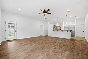 63 2nd Ave, Shalimar, FL 32579 - Photo 10