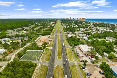 20018 Panama City Beach Parkway, West Panama City Beach, FL 32413 - Photo 2