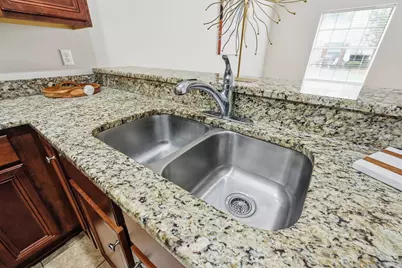 8862 Brown Pelican Circle, Navarre, FL 32566 - Photo 28