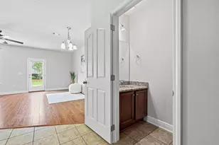 8862 Brown Pelican Cir, Navarre, FL 32566 - Photo 4