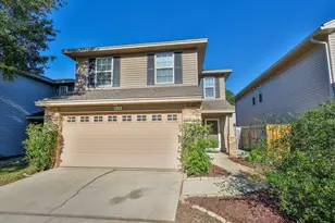 815 Sugar Plum Ln, Shalimar, FL 32579 - Photo 2