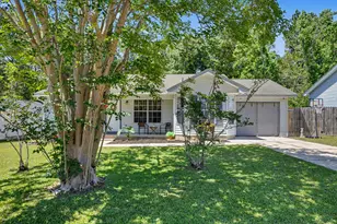 226 Southview Dr, Crestview, FL 32536 - Photo 16