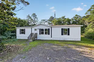 158 W Violet Ln, Defuniak Springs, FL 32433 - Photo 2