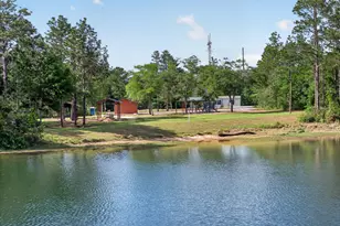 158 W Violet Ln, Defuniak Springs, FL 32433 - Photo 4