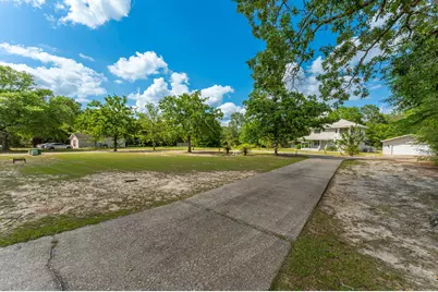 498 Florence Drive, Defuniak Springs, FL 32433 - Photo 8