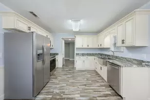 498 Florence Dr, Defuniak Springs, FL 32433 - Photo 2