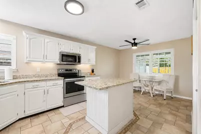 805 Overbrook Drive, Fort Walton Beach, FL 32547 - Photo 10