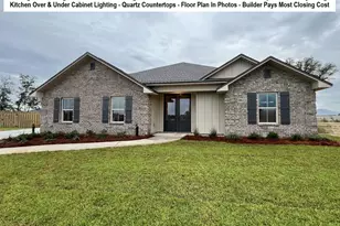 4642 Chanteuse Pkwy, Crestview, FL 32539 - Photo 1