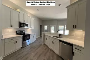 4642 Chanteuse Pkwy, Crestview, FL 32539 - Photo 2