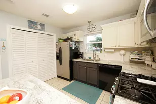 2328 Prytania Cir, Navarre, FL 32566 - Photo 20