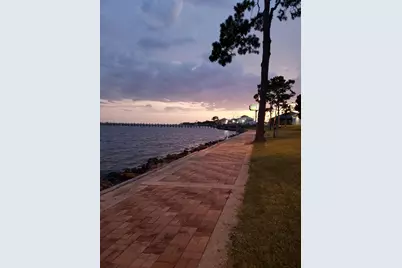 2328 Prytania Circle, Navarre, FL 32566 - Photo 12