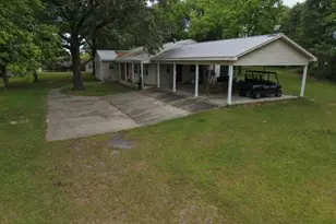 405 Walden Ln, Laurel Hill, FL 32567 - Photo 16