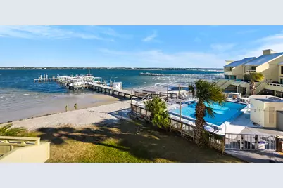 8520 Gulf Boulevard # UT-23, Navarre, FL 32566 - Photo 1