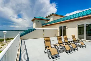 8577 Gulf Blvd, Navarre, FL 32566 - Photo 48