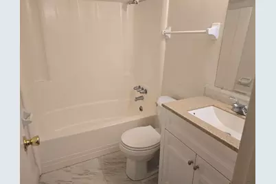 209 W Miracle Strip Parkway #UNIT A203, Mary Esther, FL 32569 - Photo 14