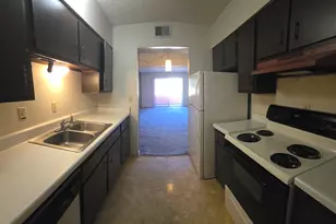 209 W Miracle Strip Pkwy, Mary Esther, FL 32569 - Photo 2